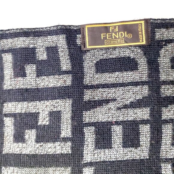Vintage FENDI Dual Monogram Inverted Logo Black & Gray Reversible Scarf - Picture 9 of 9